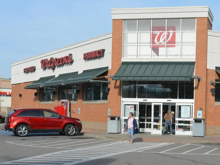 Walgreens Customer Service Associate Job Opening: How to Apply