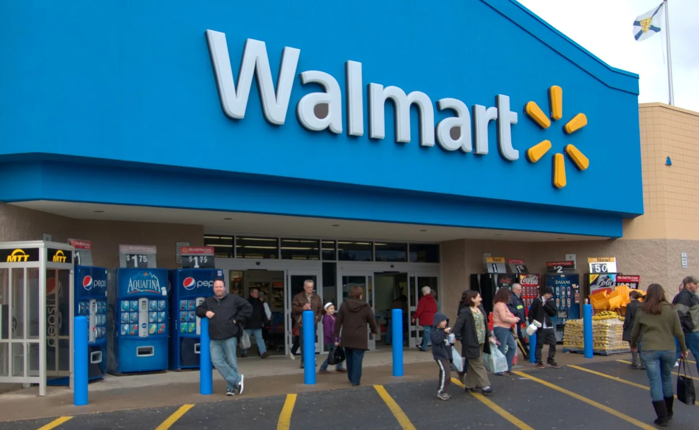 Walmart Store Associate Job Opening